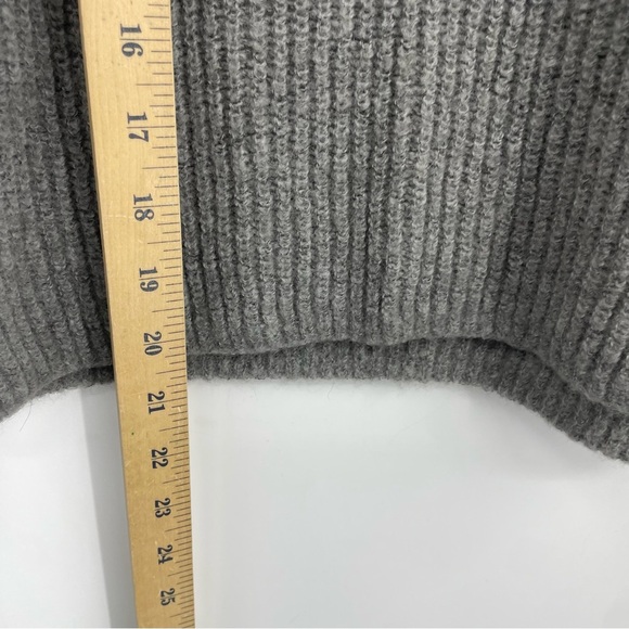 Madewell Ribbed Crewneck Sweater Sz S Style NM603 Gray Lightweight Alpaca blend - Picture 4 of 8